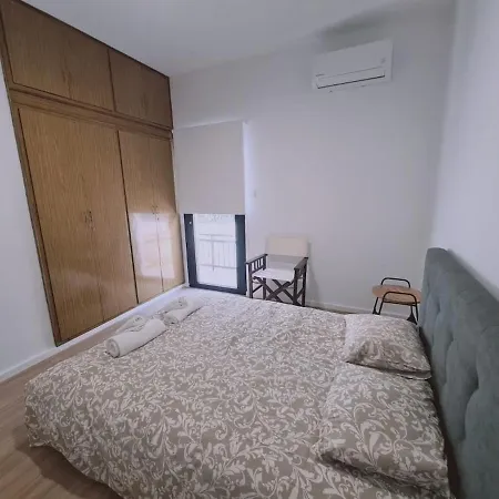 Limassolian Vibe House *